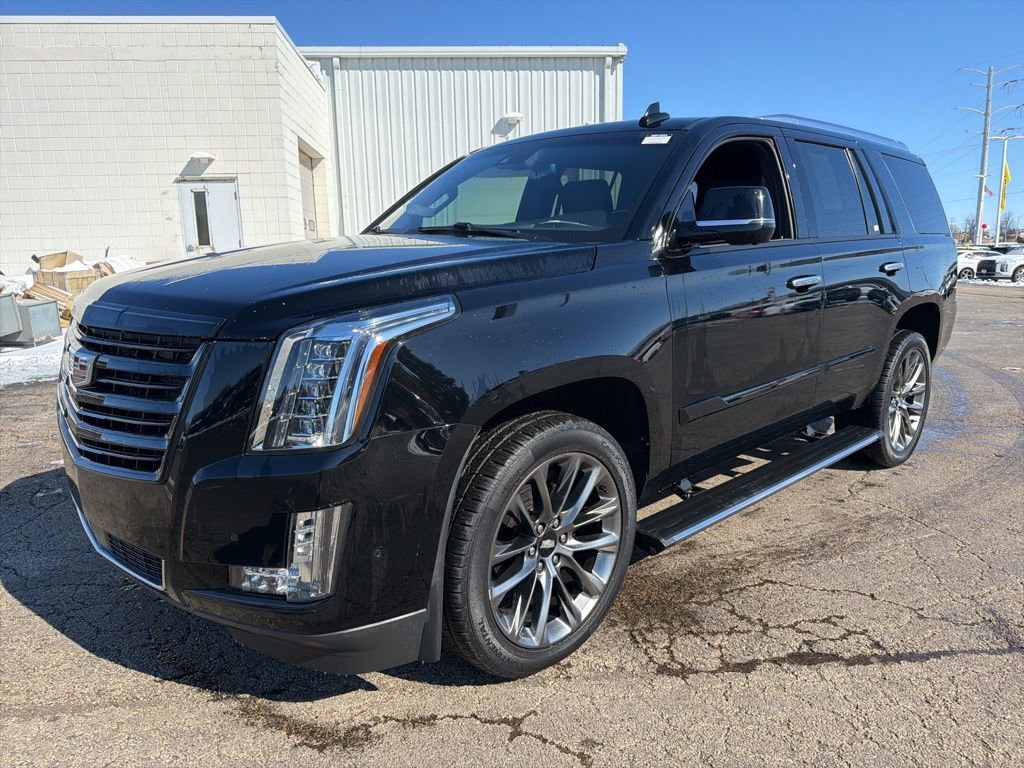 Used 2019 Cadillac Escalade Platinum w/ Escalade Sport Edition AWD/4WD image 9
