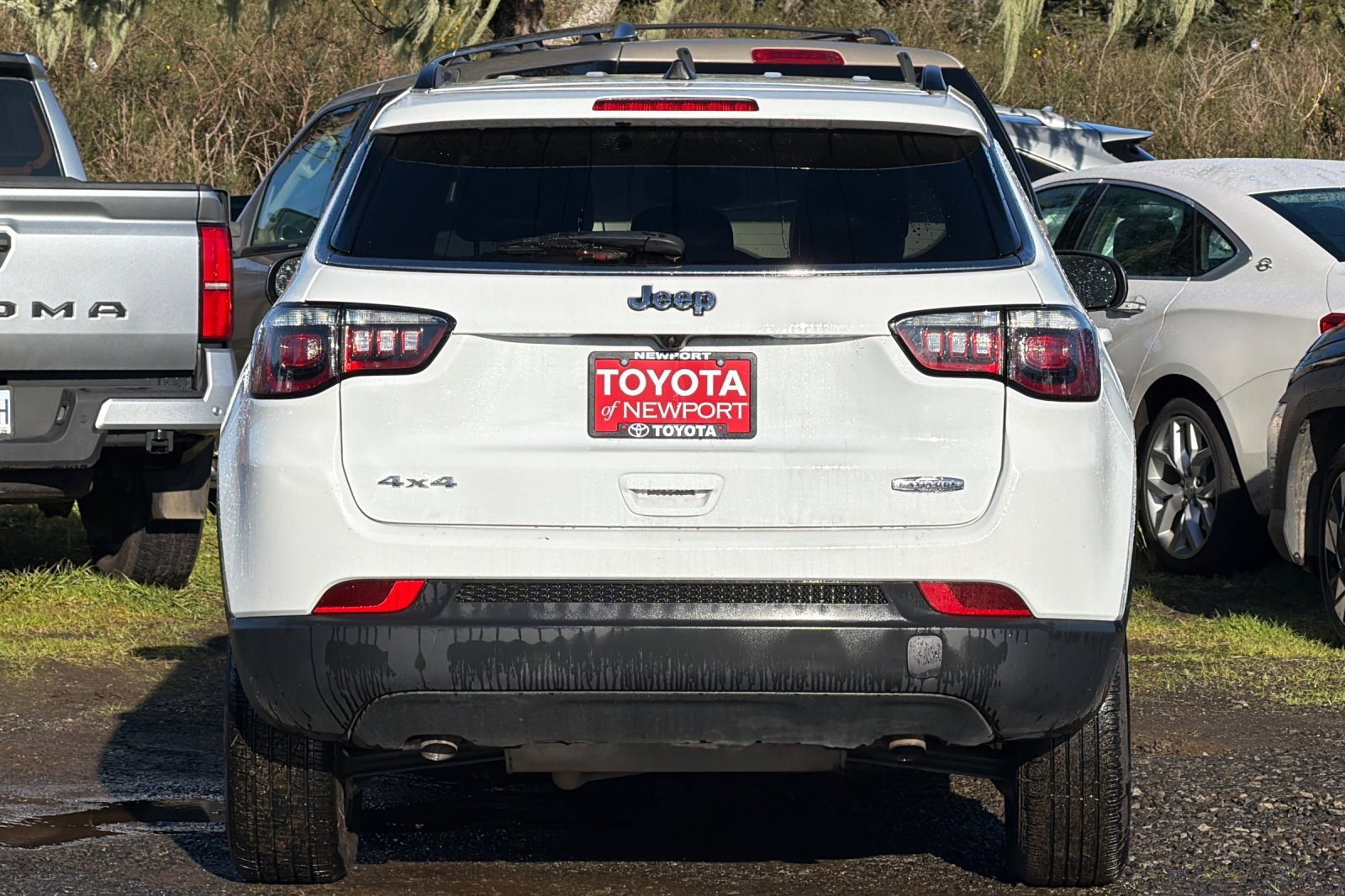 Used 2024 Jeep Compass Latitude image 5