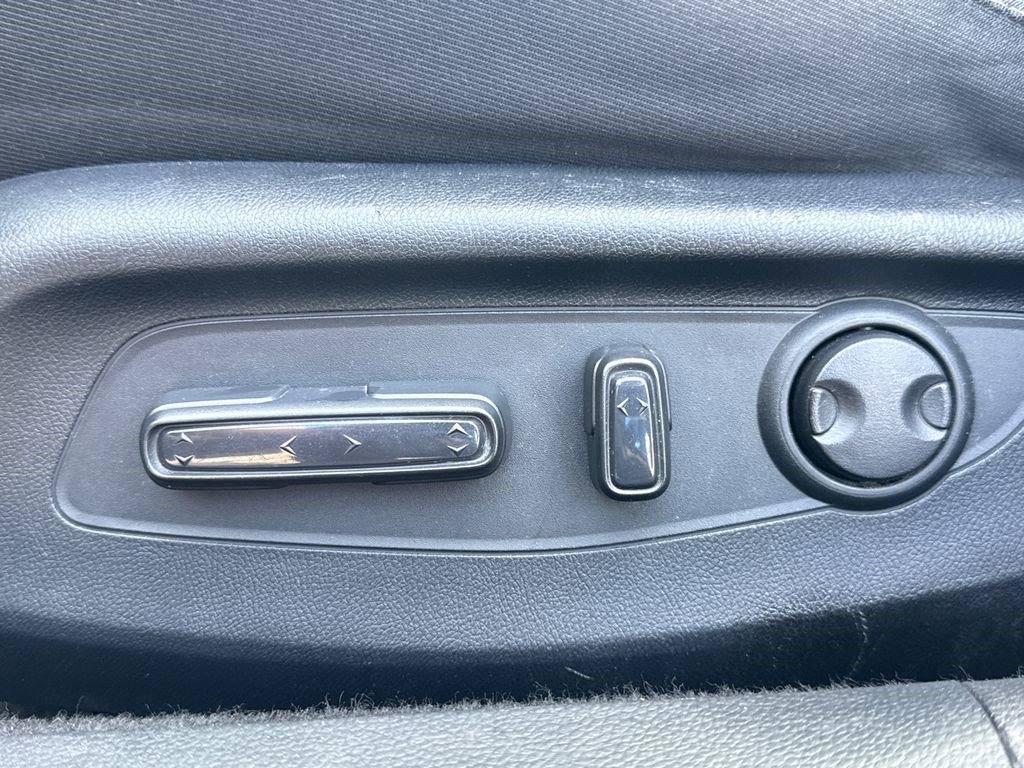 Certified 2023 Honda Accord EX image 21