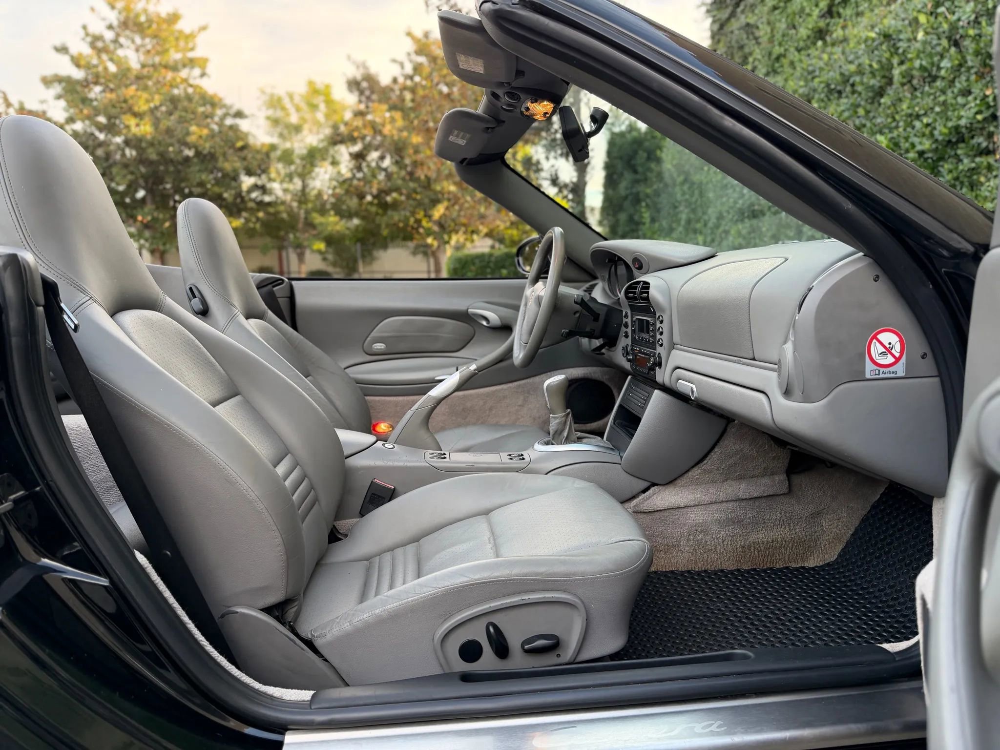 Used 2003 Porsche 911 Carrera 4 image 24