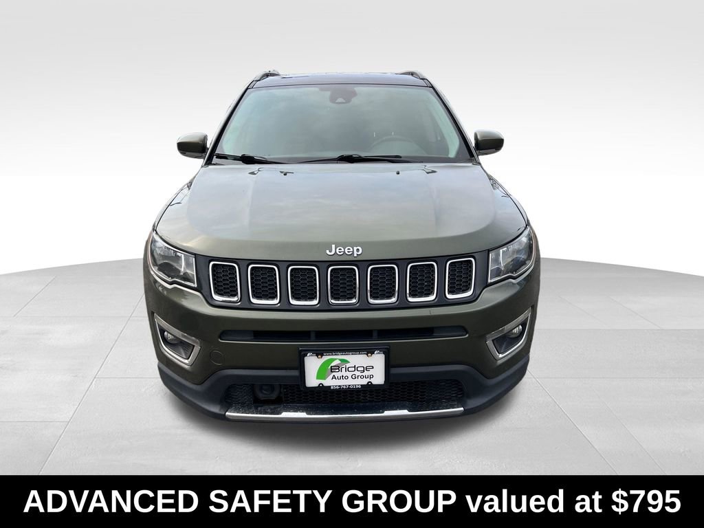 Used 2019 Jeep Compass Limited w/ Advanced Safety Group AWD/4WD image 2