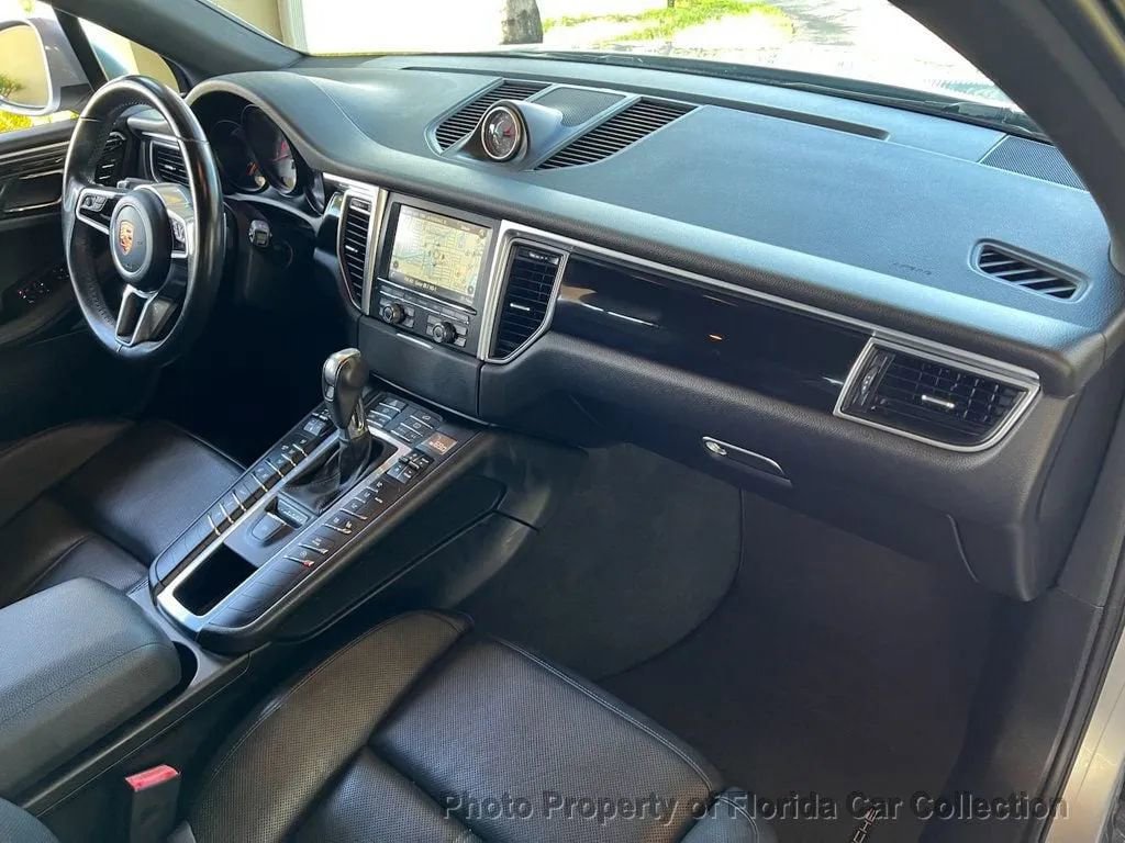 Used 2015 Porsche Macan S image 37