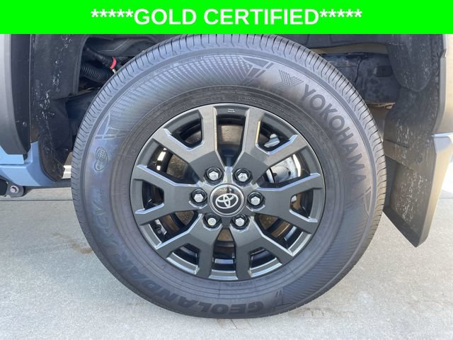 Certified 2025 Toyota 4Runner SR5 AWD/4WD image 30