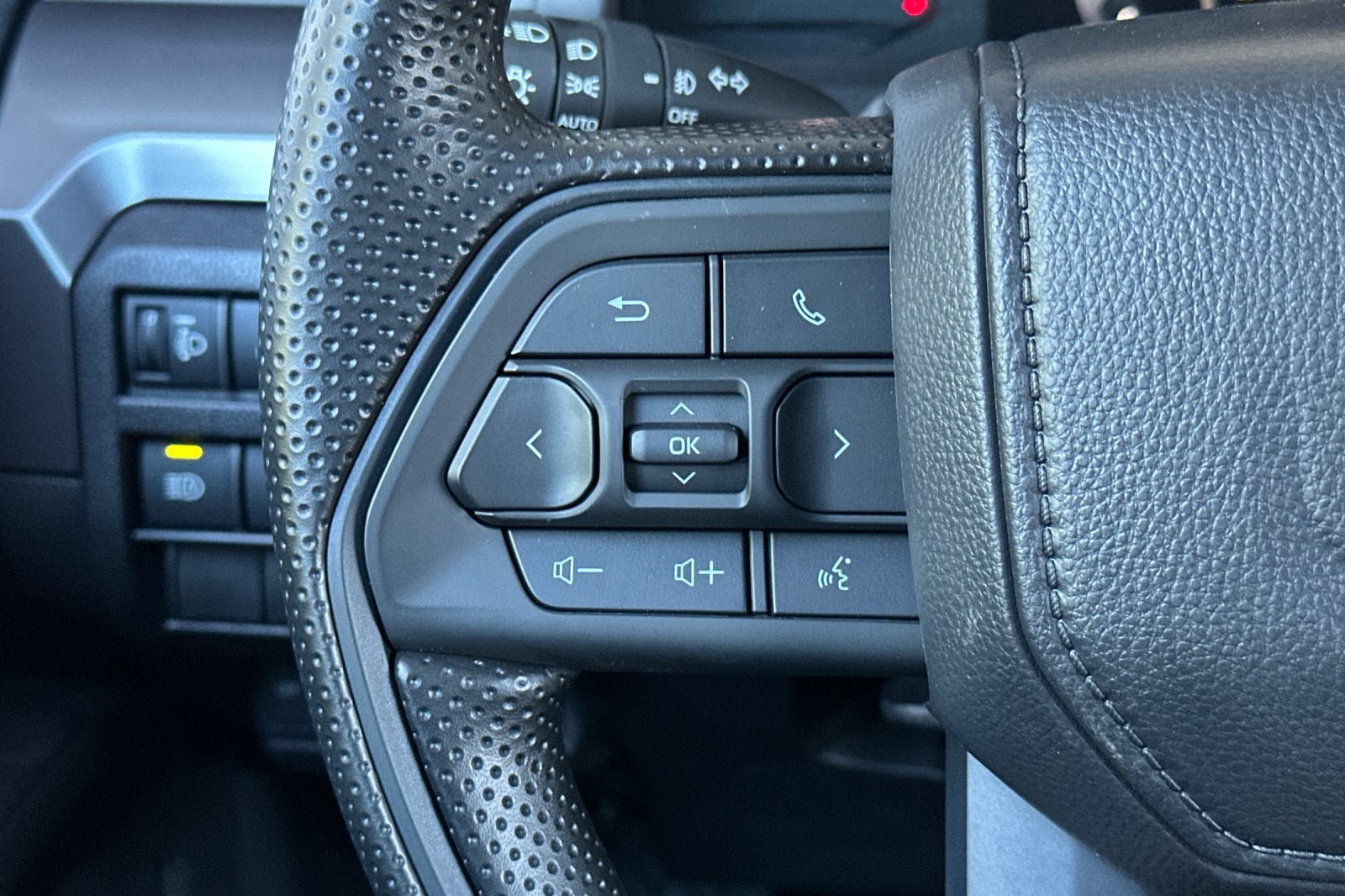 New 2026 Toyota Tacoma SR5 AWD/4WD image 25