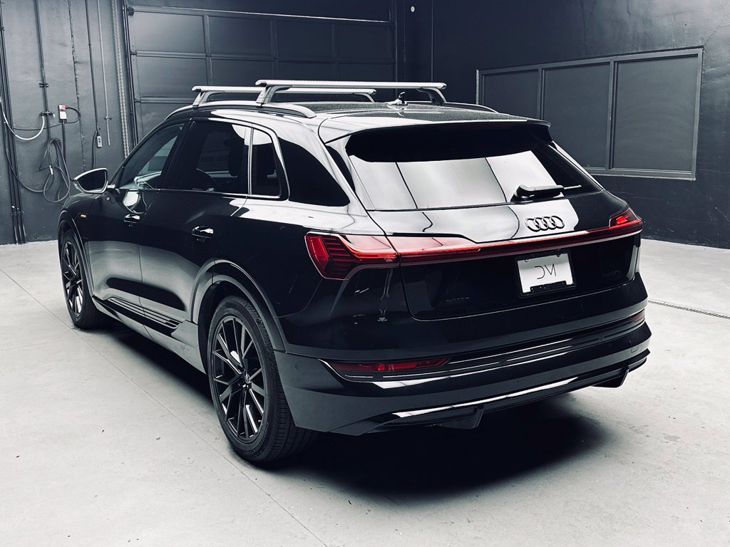 Used 2022 Audi e-tron Chronos AWD/4WD image 5