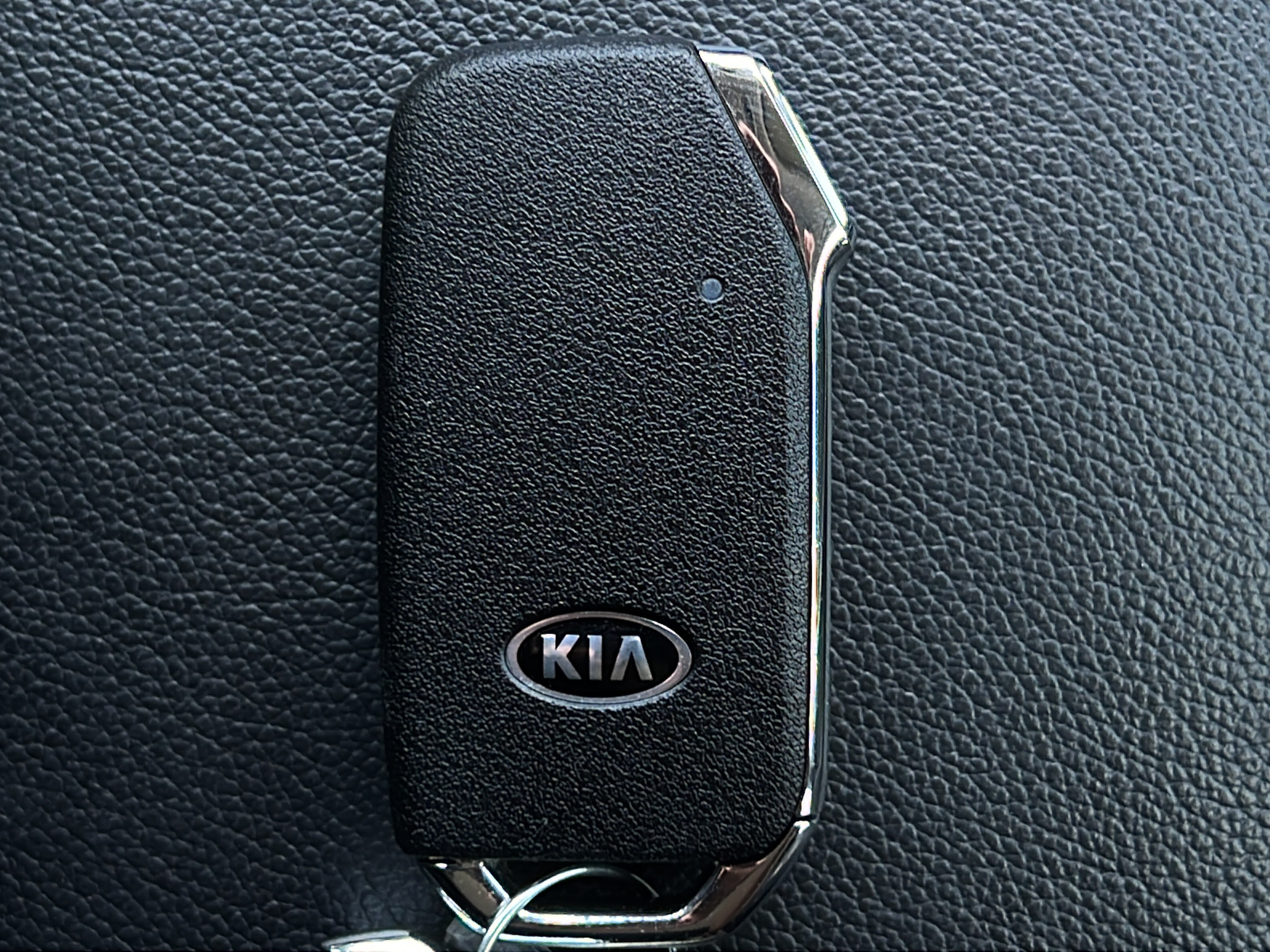 Certified 2022 Kia Sportage EX w/ EX Technology Package FWD image 23