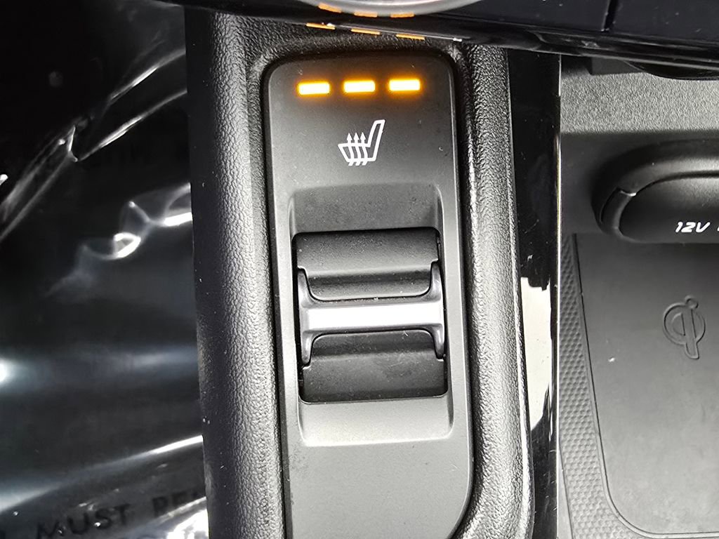 Used 2024 Kia Telluride S w/ S Sunroof Package image 4