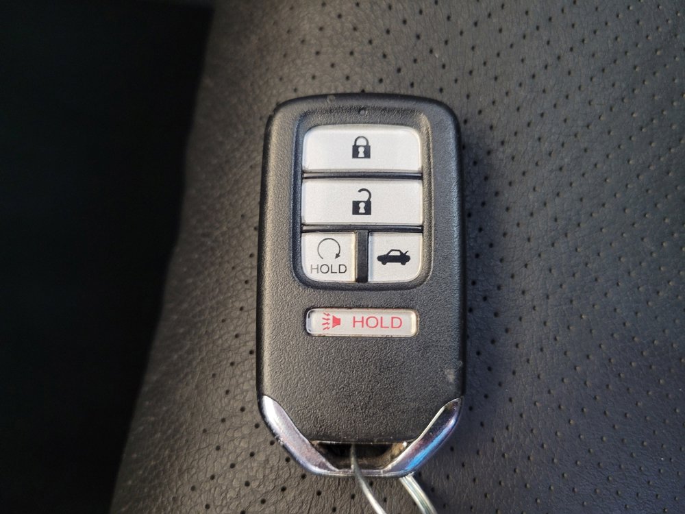 Used 2016 Honda Accord EX-L image 32