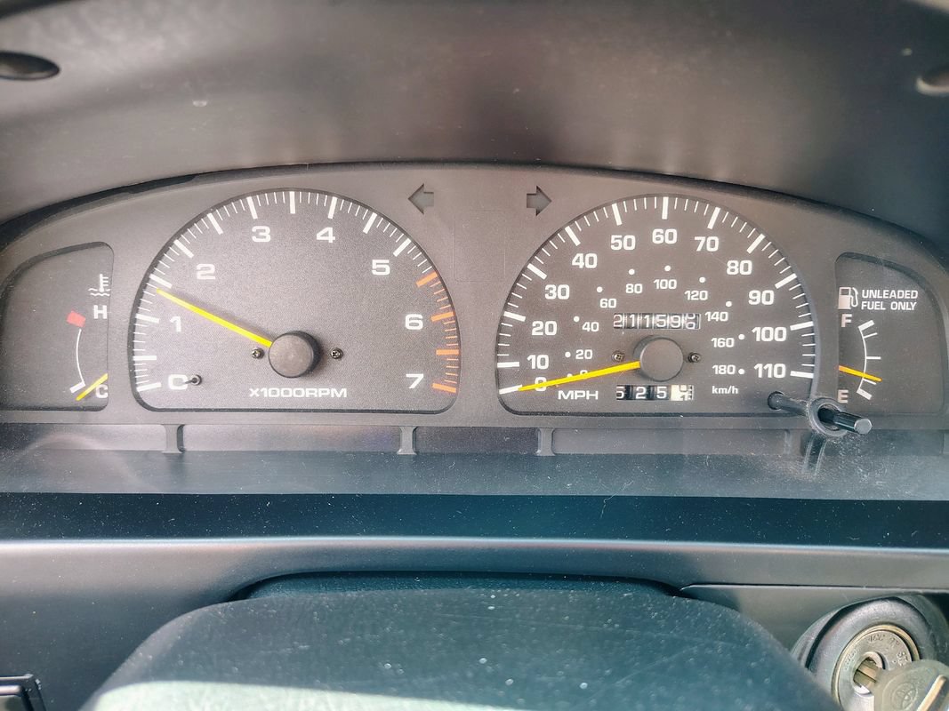 Used 1997 Toyota 4Runner Limited AWD/4WD image 12