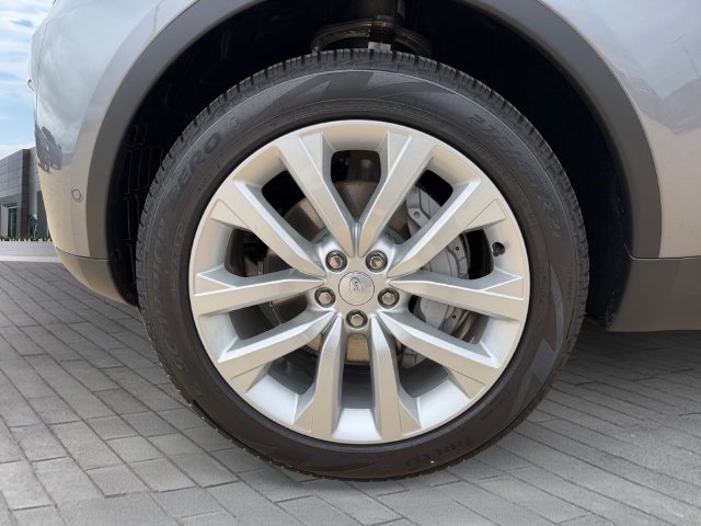 New 2026 Land Rover Discovery S AWD/4WD image 9