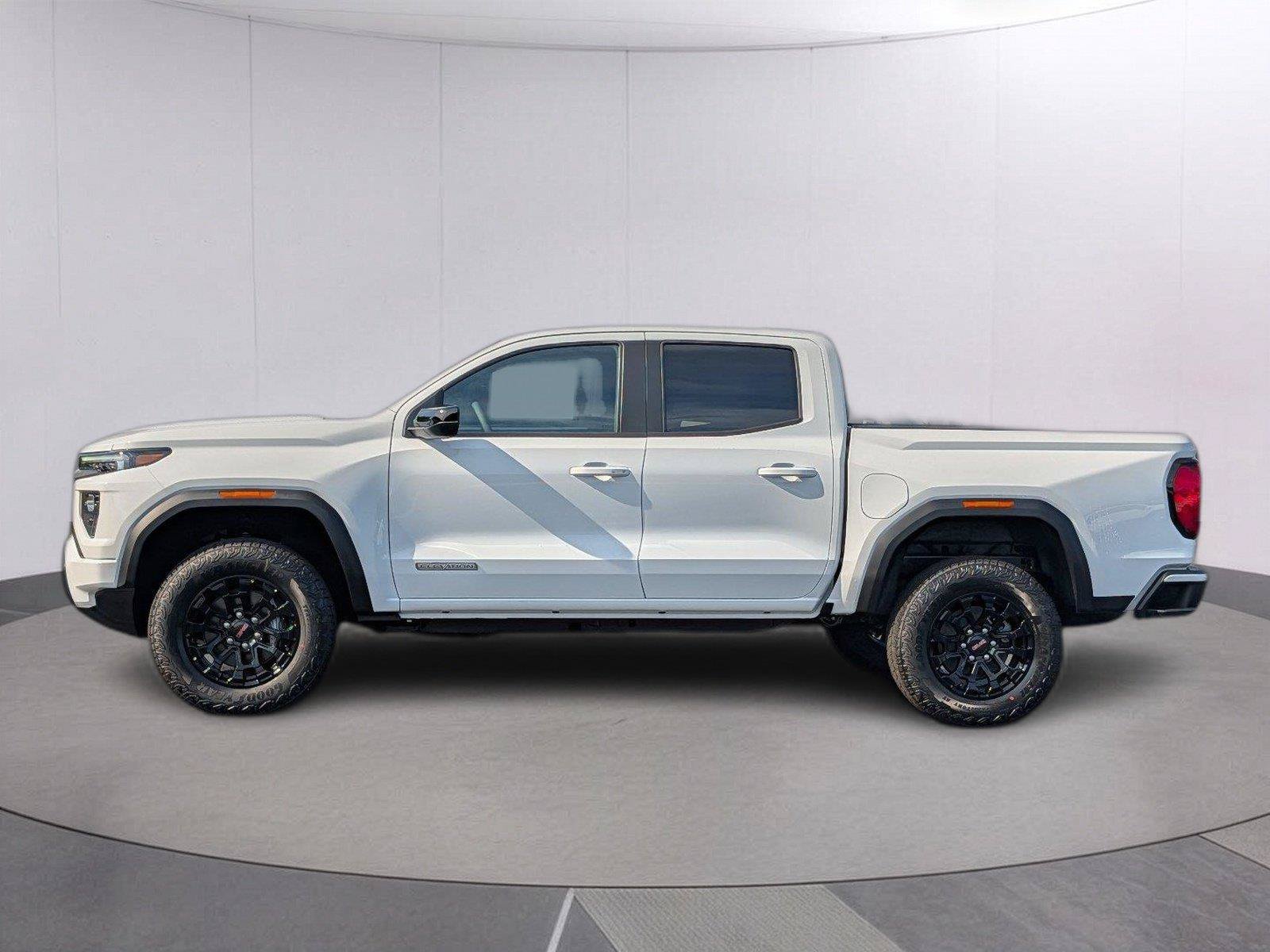 New 2026 GMC Canyon Elevation w/ Convenience Package RWD image 2