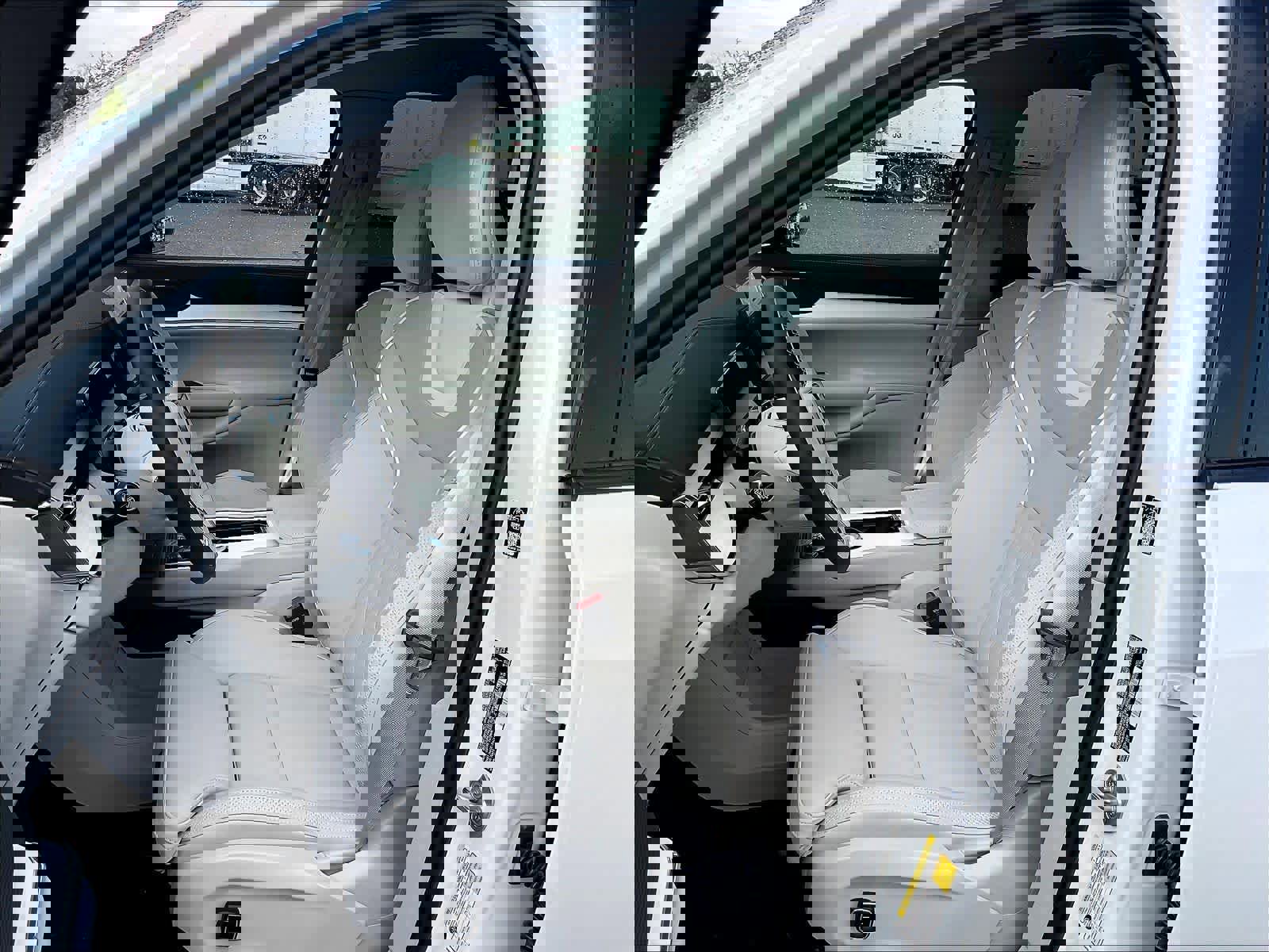 New 2025 Volvo EX90 Plus image 11