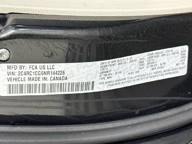 Used 2022 Chrysler Voyager LX FWD image 41