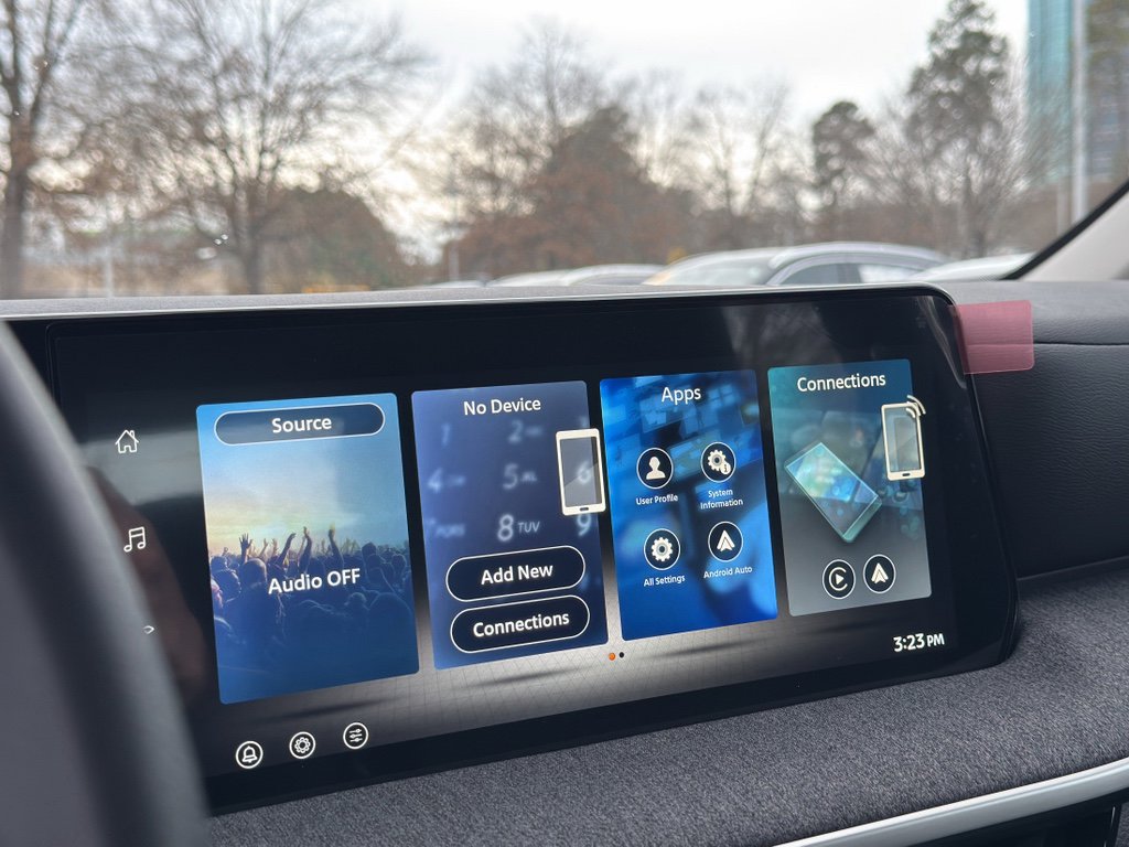 New 2026 Nissan Kicks S image 22