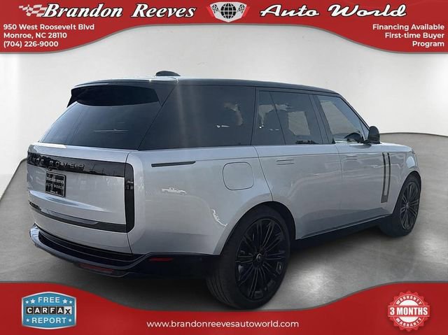 Used 2025 Land Rover Range Rover SE image 5