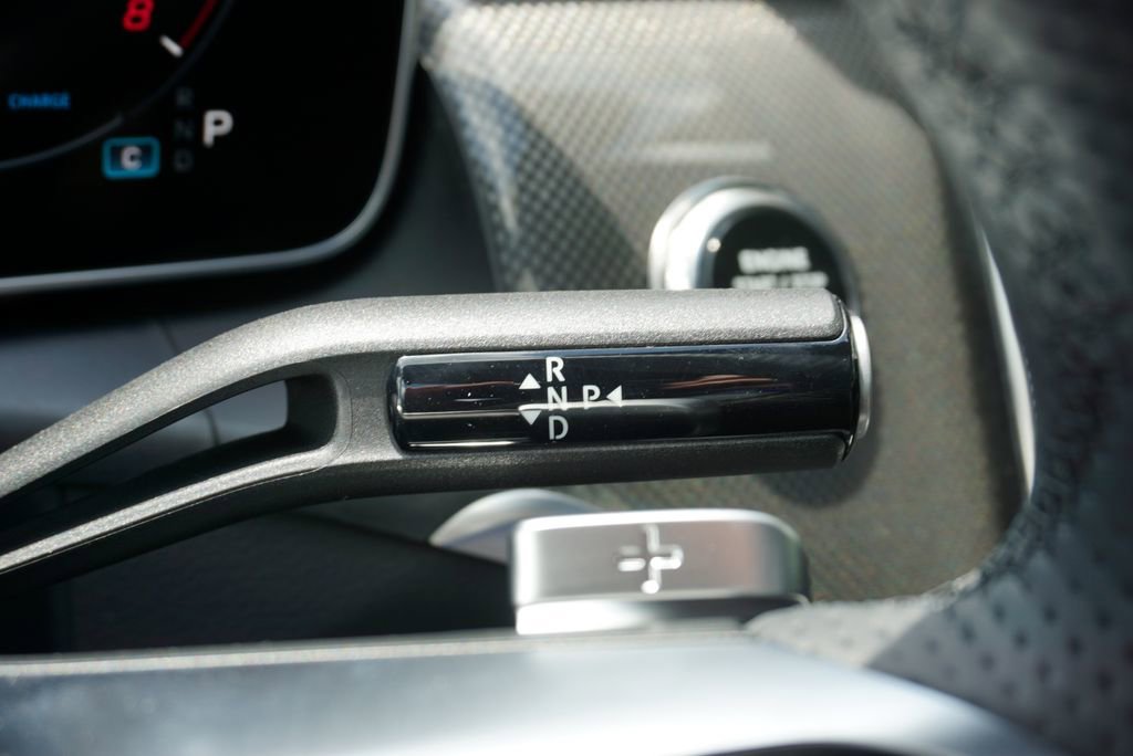 Certified 2025 Mercedes-Benz GLC 300 4MATIC image 30