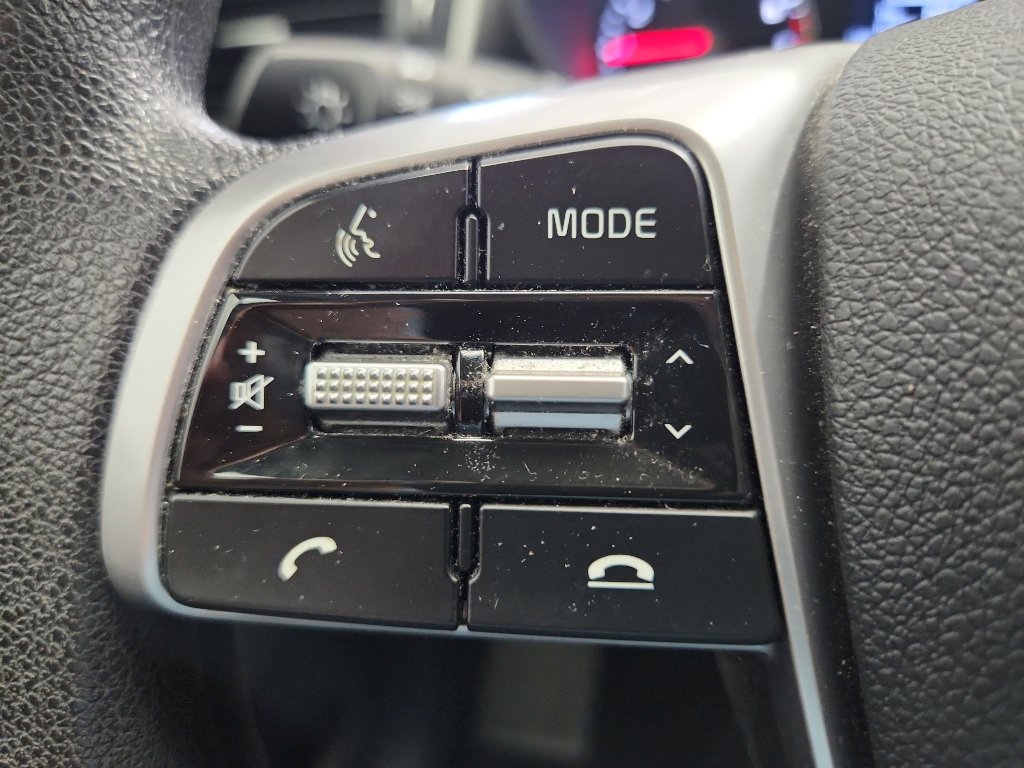Used 2020 Kia Sorento L FWD image 12