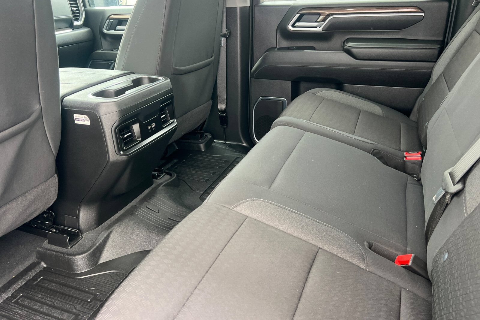 Used 2025 Chevrolet Silverado 2500 LT w/ Trail Boss Package AWD/4WD image 9