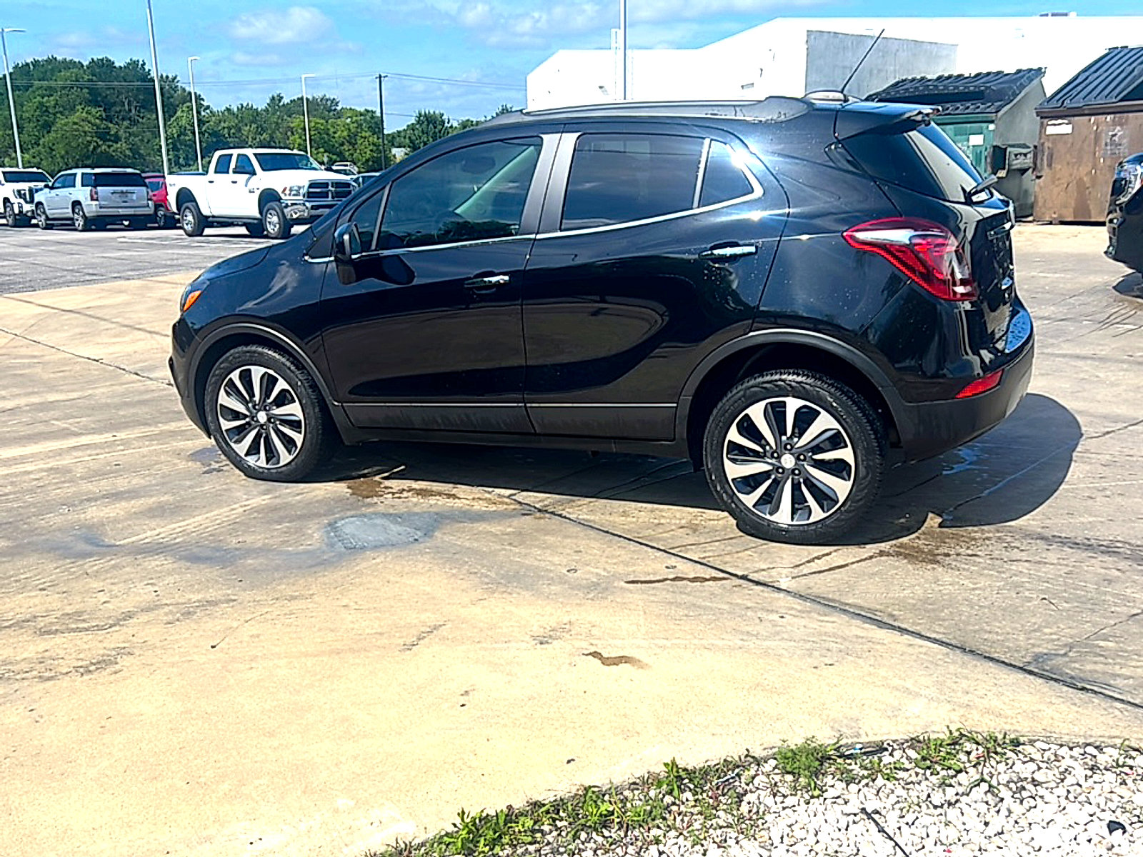 Used 2022 Buick Encore Preferred FWD image 7