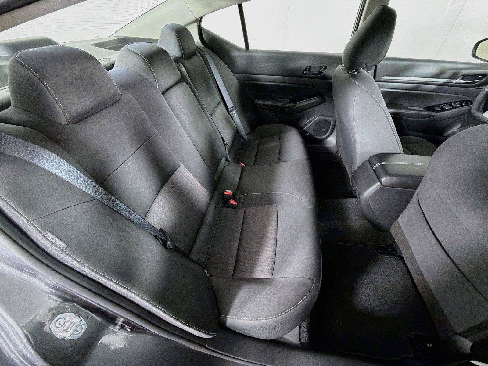 Used 2023 Nissan Altima 2.5 SV AWD/4WD image 28