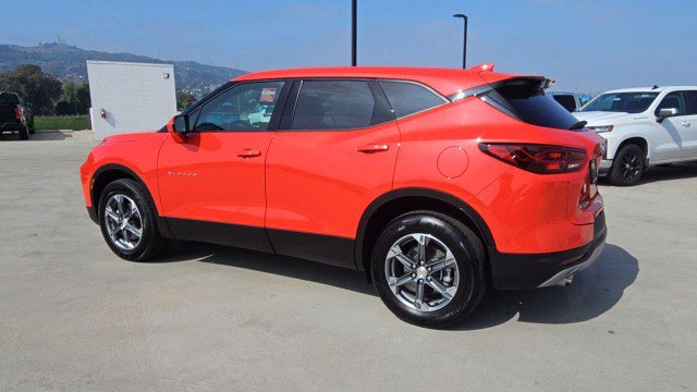 Used 2025 Chevrolet Blazer LT FWD image 6