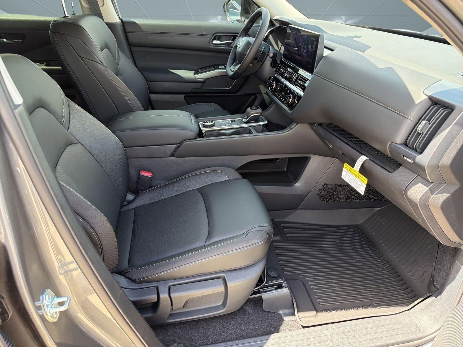 New 2026 Nissan Pathfinder SL image 29