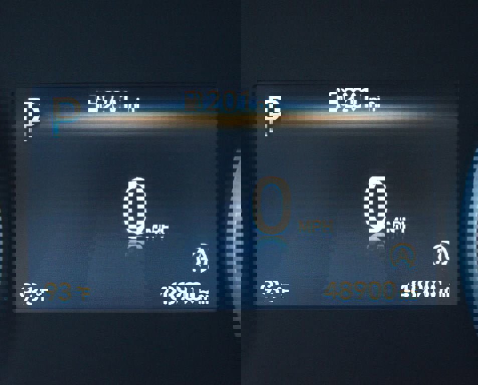 Used 2023 Hyundai Santa Fe SEL image 4