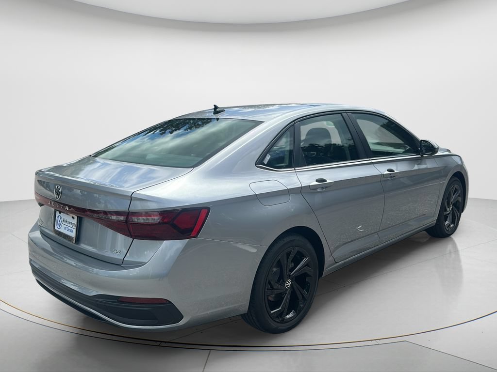 New 2027 Volkswagen Jetta SE FWD image 5