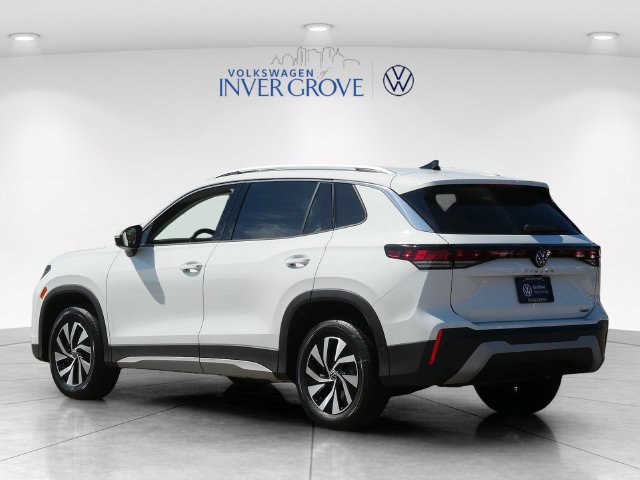 Used 2025 Volkswagen Tiguan S AWD/4WD image 5