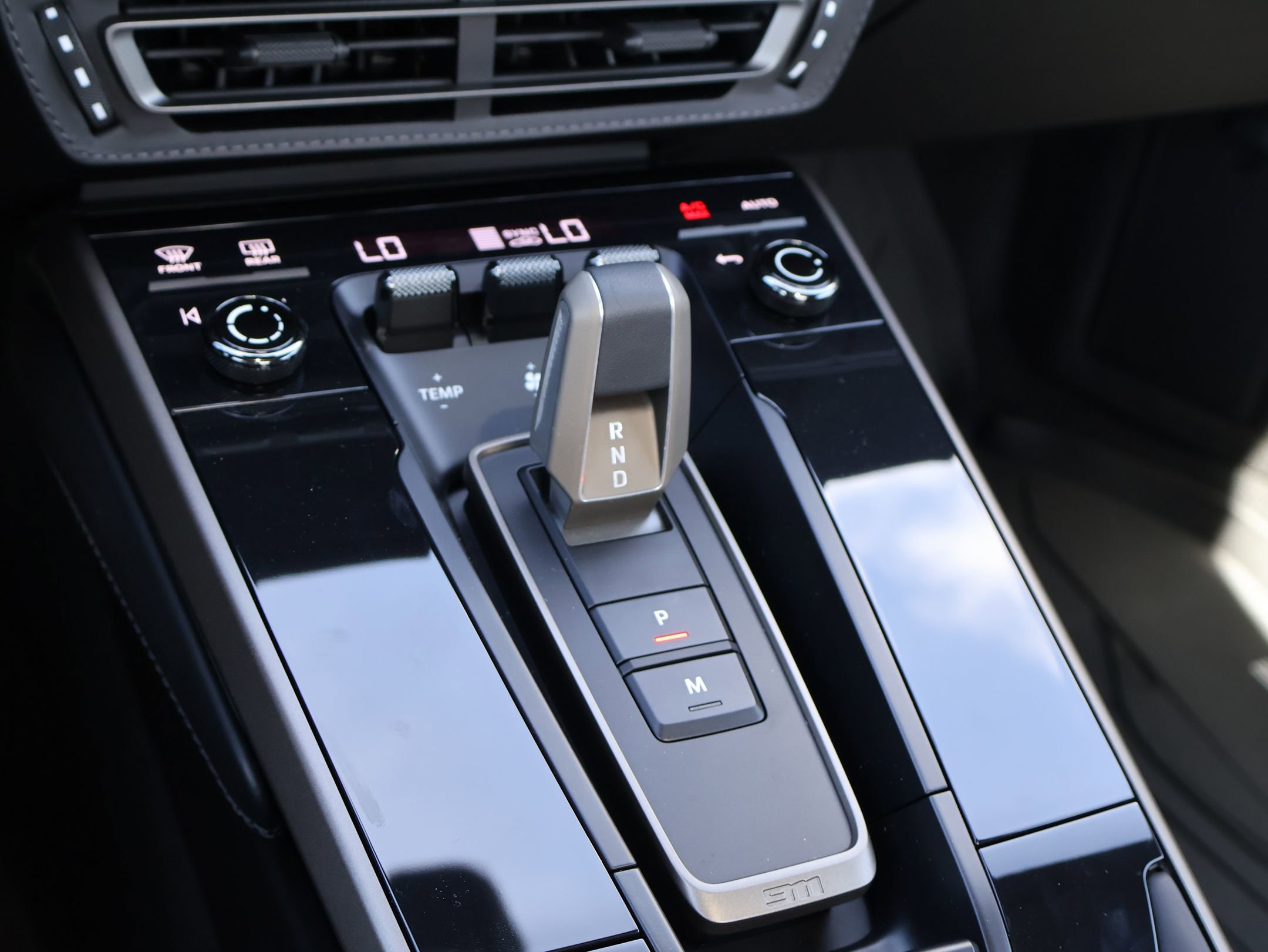 Certified 2025 Porsche 911 Turbo AWD/4WD image 21