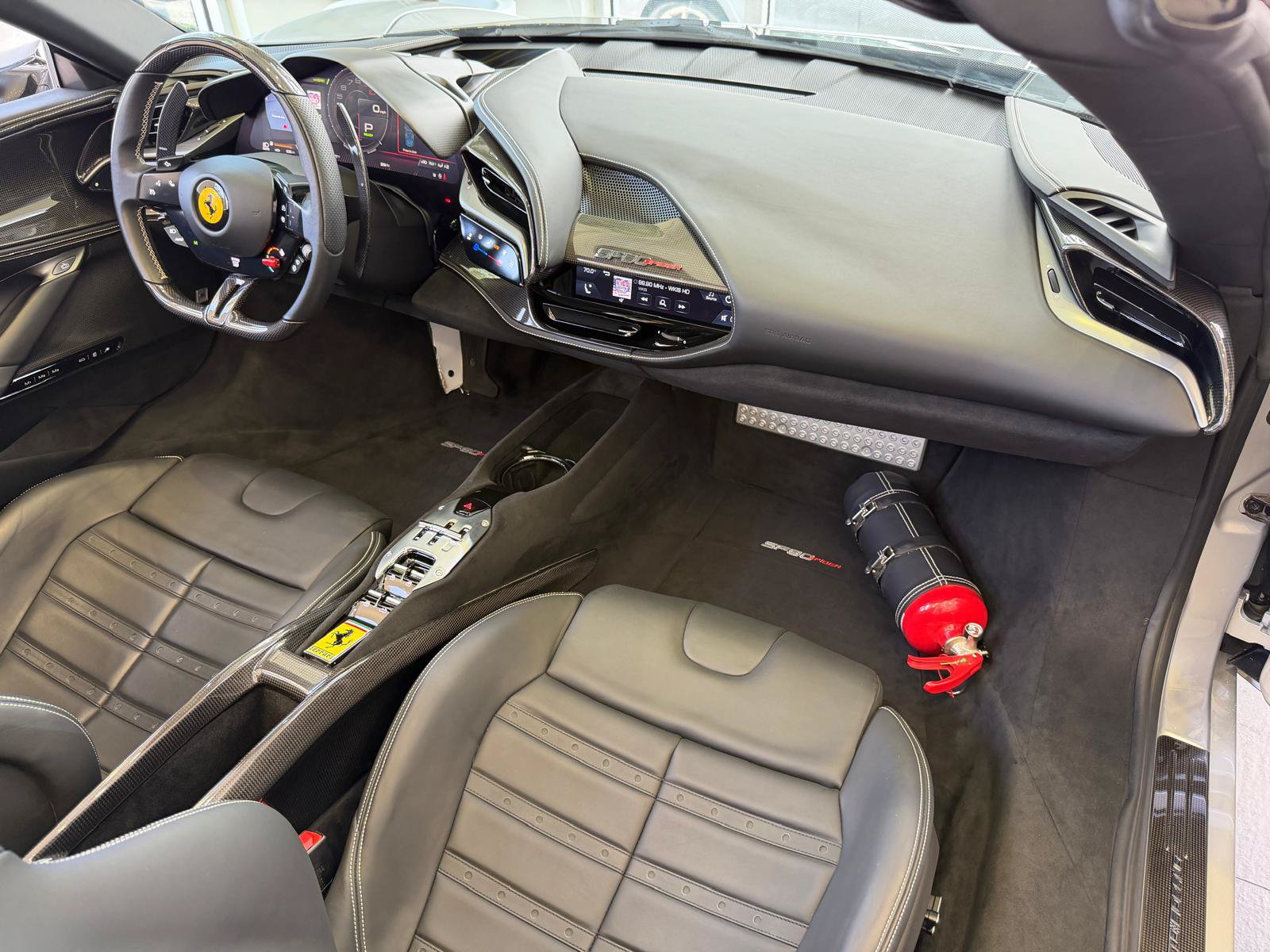 Used 2024 Ferrari SF90 Spider AWD/4WD image 40
