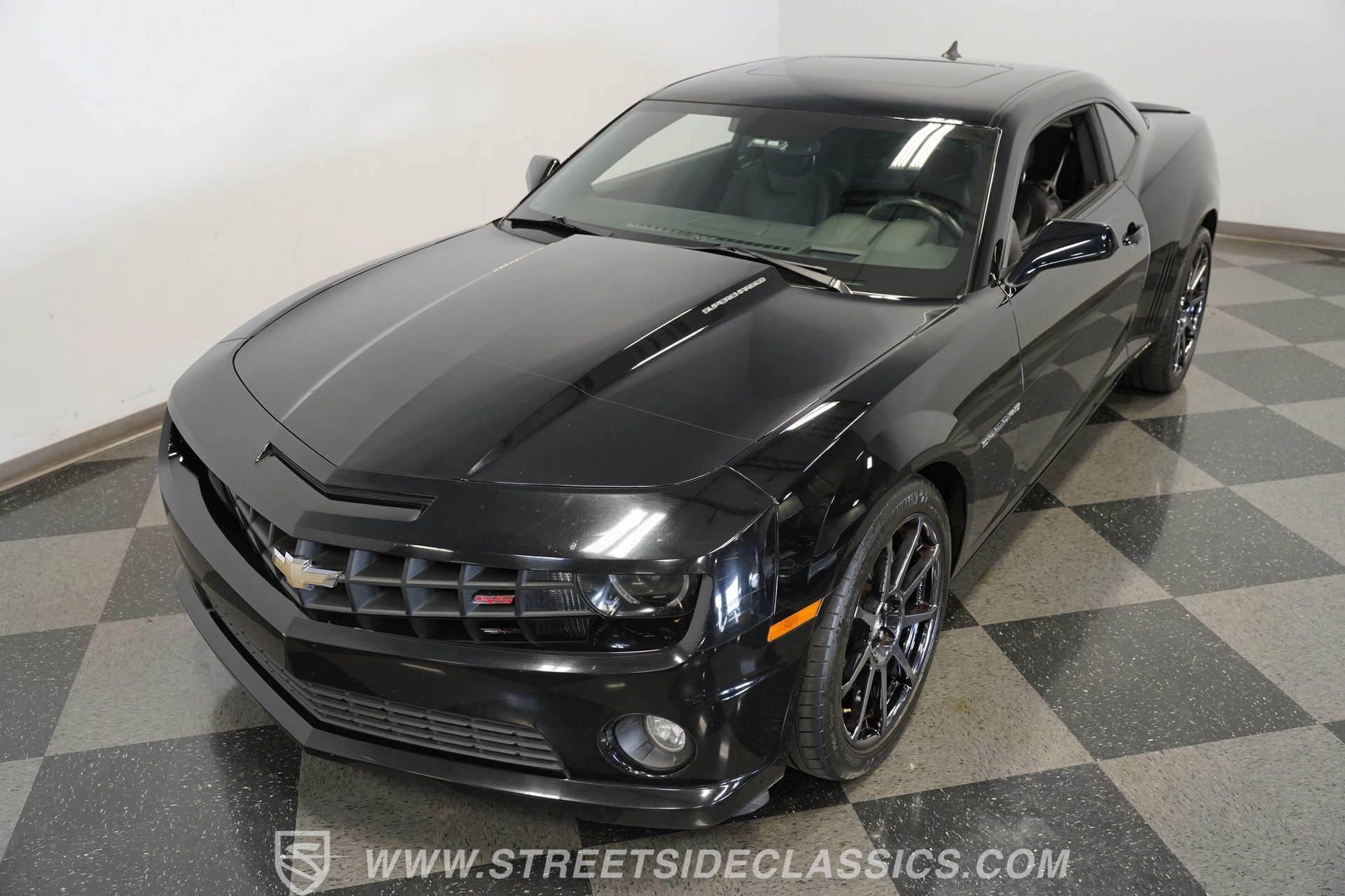 Used 2011 Chevrolet Camaro SS w/ RS Package RWD image 19