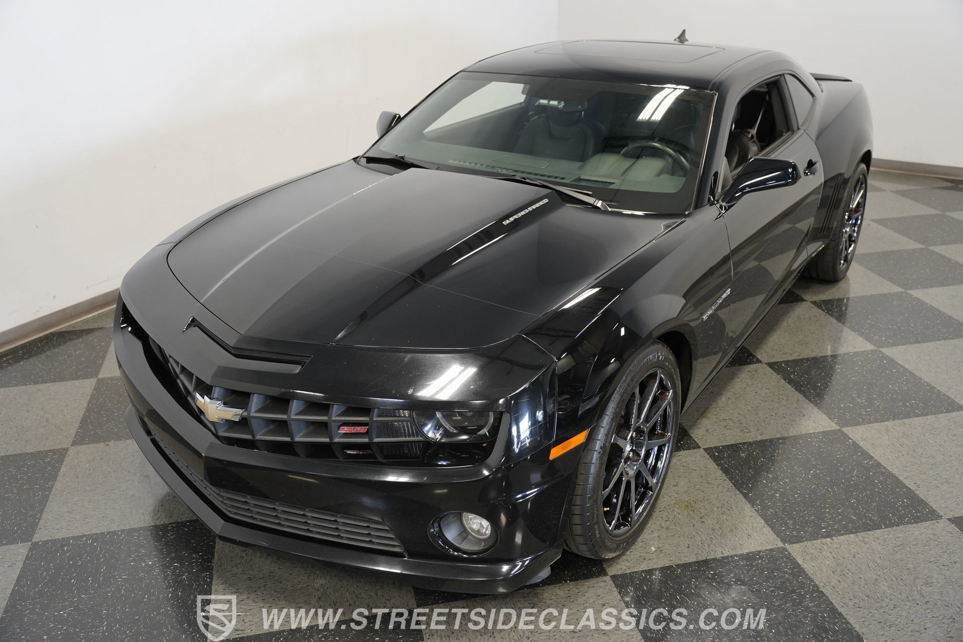 Used 2011 Chevrolet Camaro SS w/ RS Package image 19