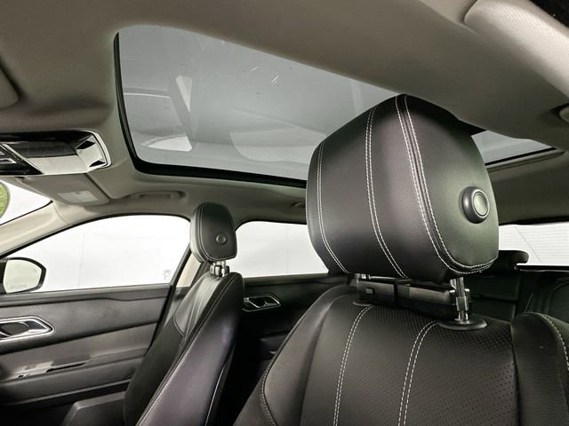 Used 2019 Land Rover Range Rover Velar S image 20