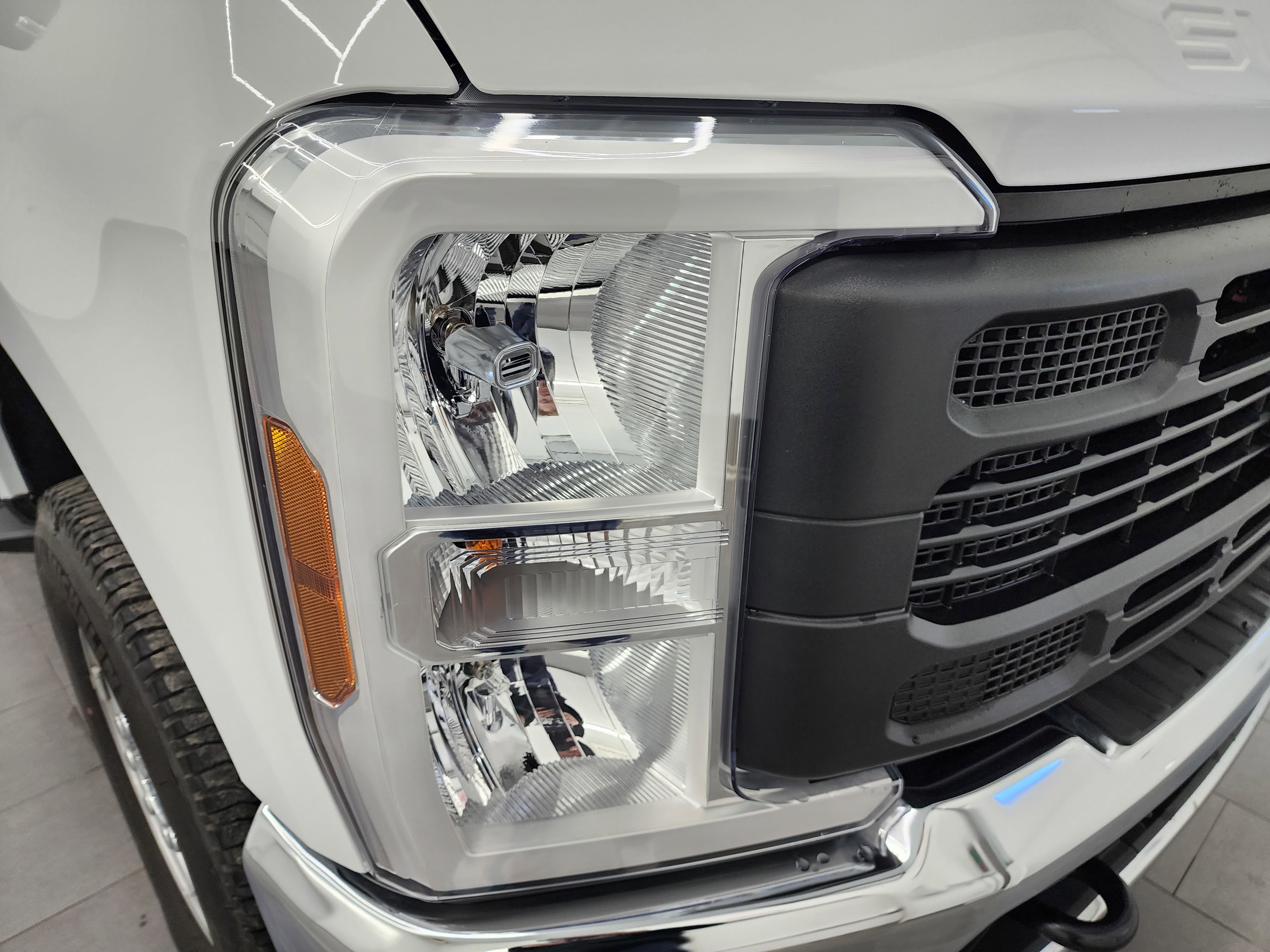 Used 2024 Ford F350 XL w/ FX4 Off-Road Package image 21