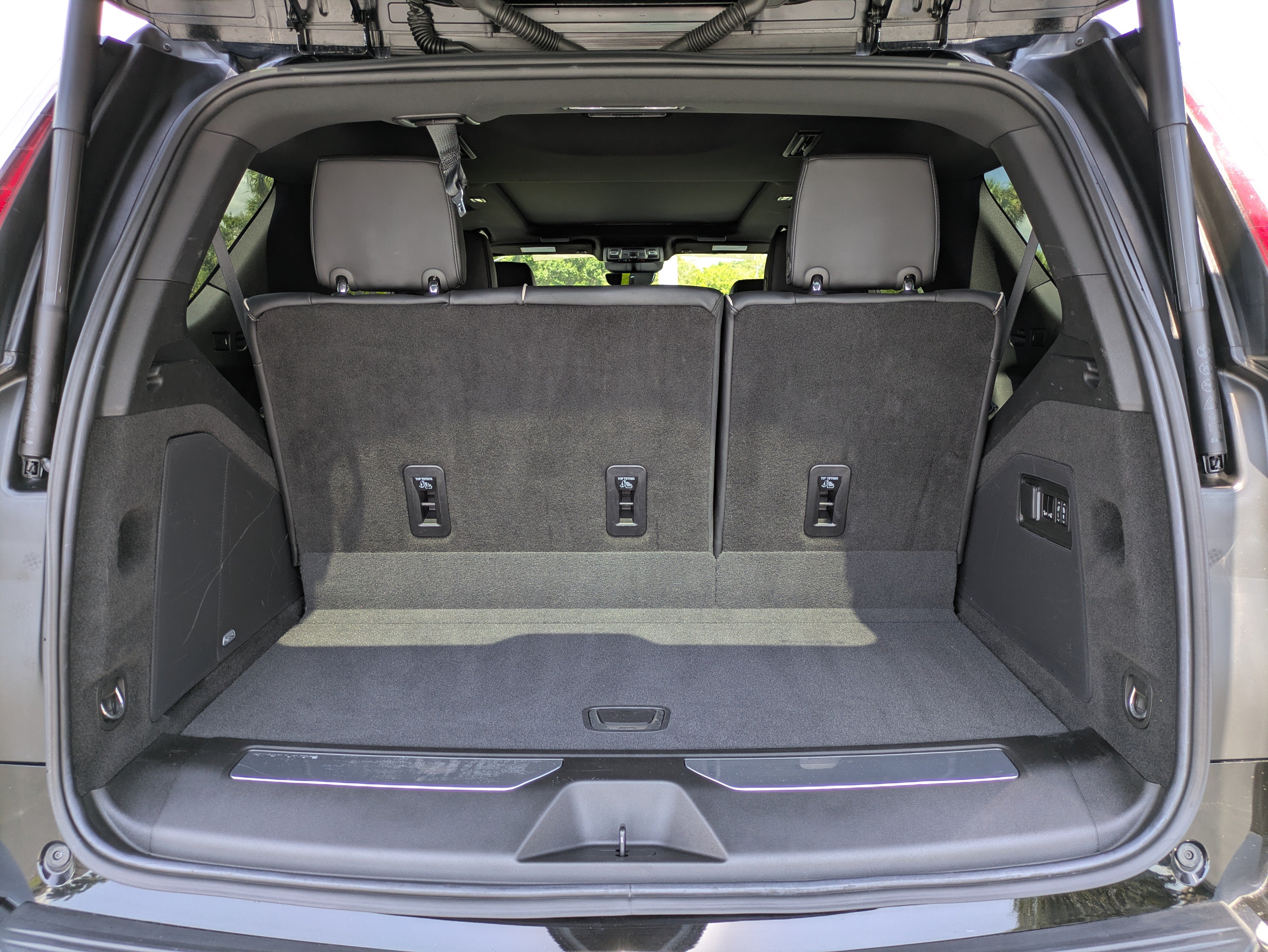 Certified 2024 Cadillac Escalade Sport AWD/4WD image 13