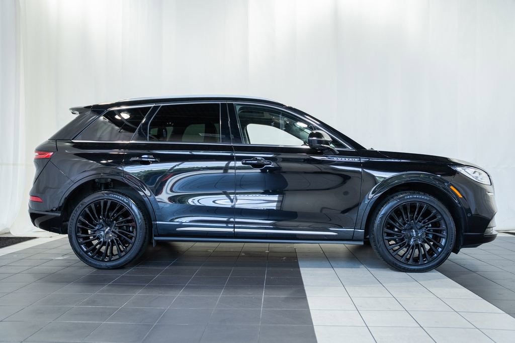 Used 2021 Lincoln Corsair Reserve w/ Equipment Group 201A AWD/4WD image 3