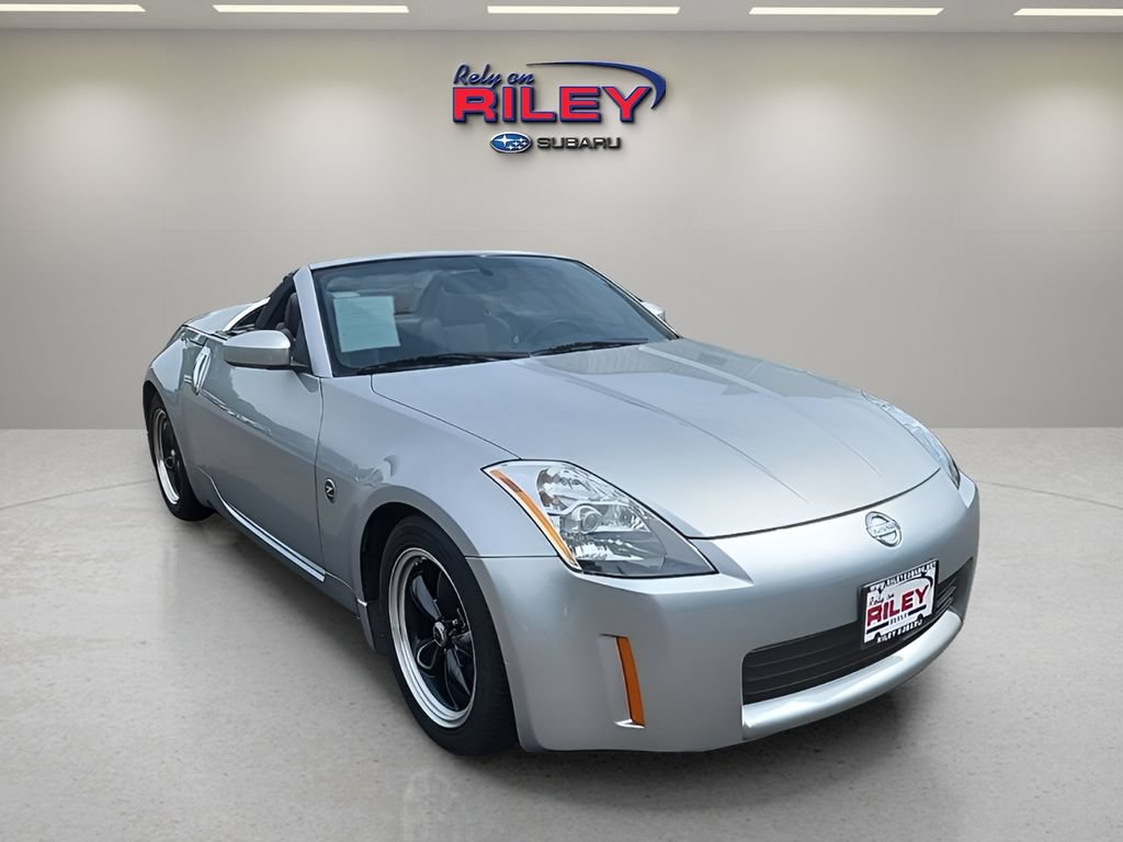 Used 2005 Nissan 350Z Enthusiast RWD image 14