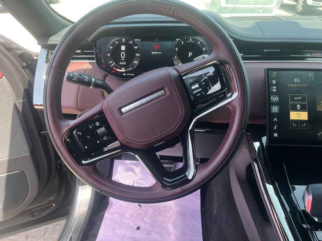 Used 2025 Land Rover Range Rover Sport Dynamic SE AWD/4WD image 18