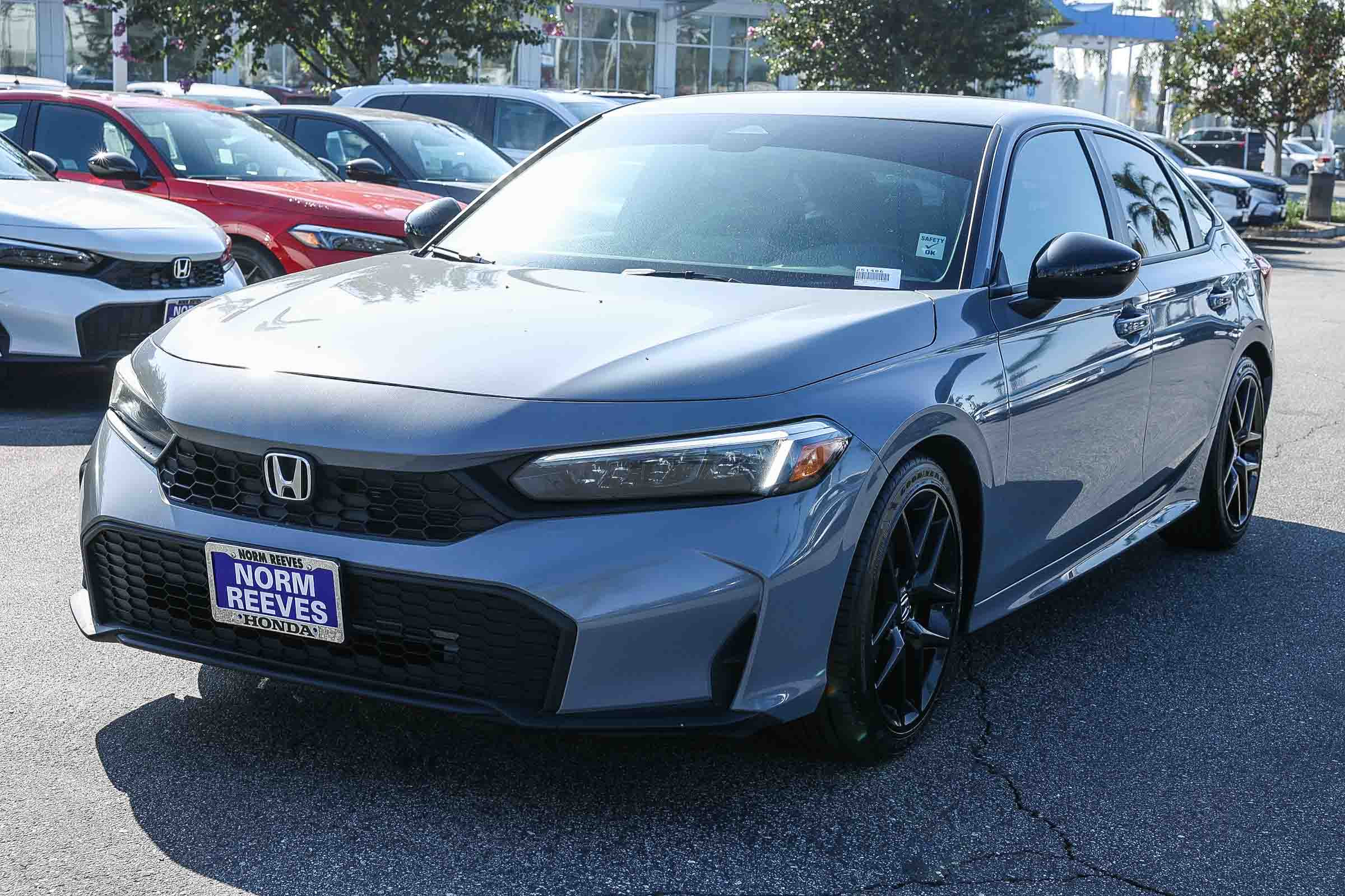 Used 2025 Honda Civic Sport image 3