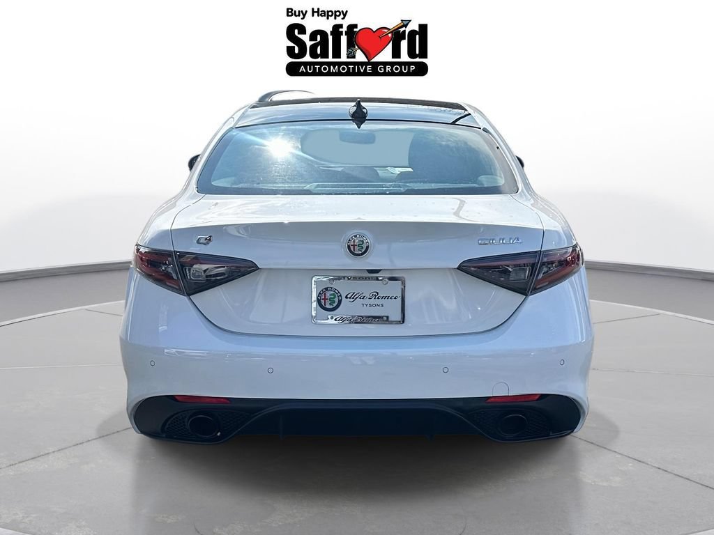 New 2026 Alfa Romeo Giulia AWD image 7
