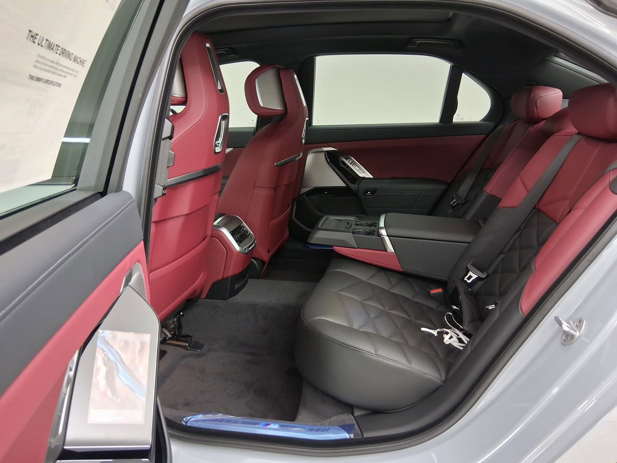 New 2026 BMW 740i w/ Premium Package image 13