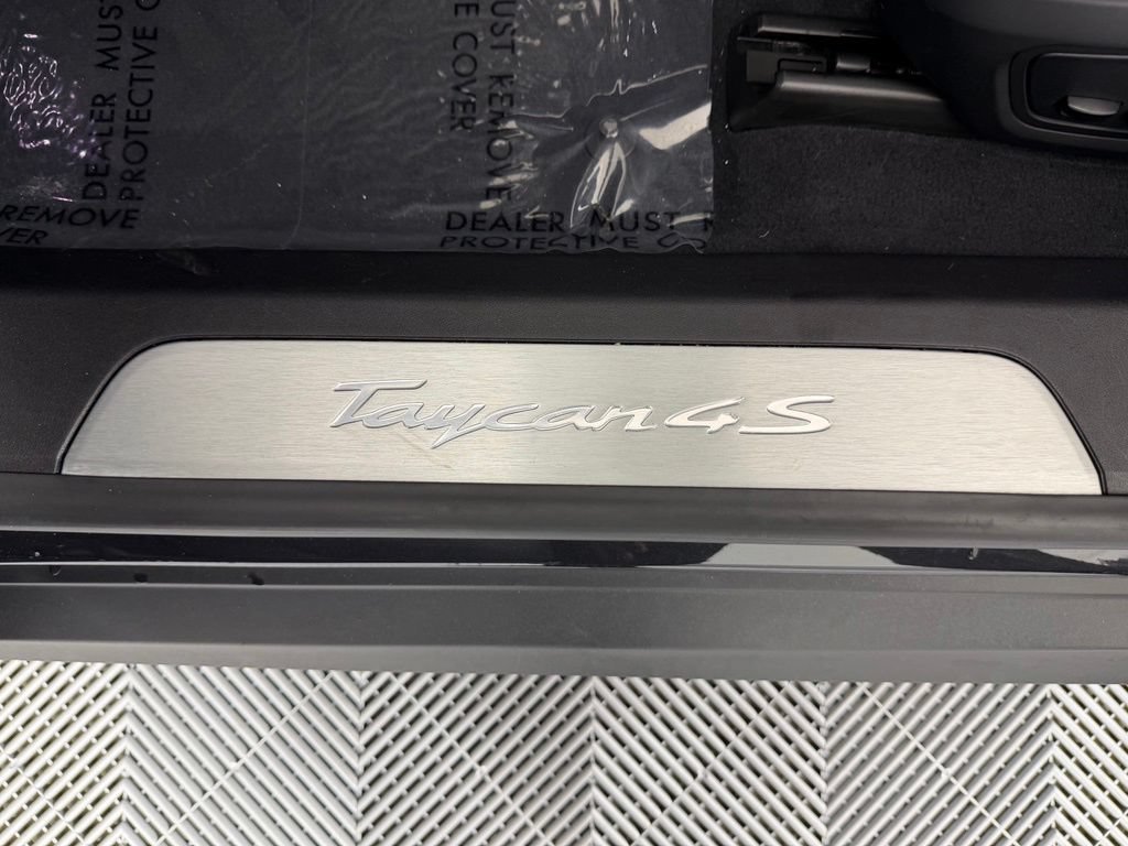 Used 2021 Porsche Taycan 4S AWD/4WD image 21