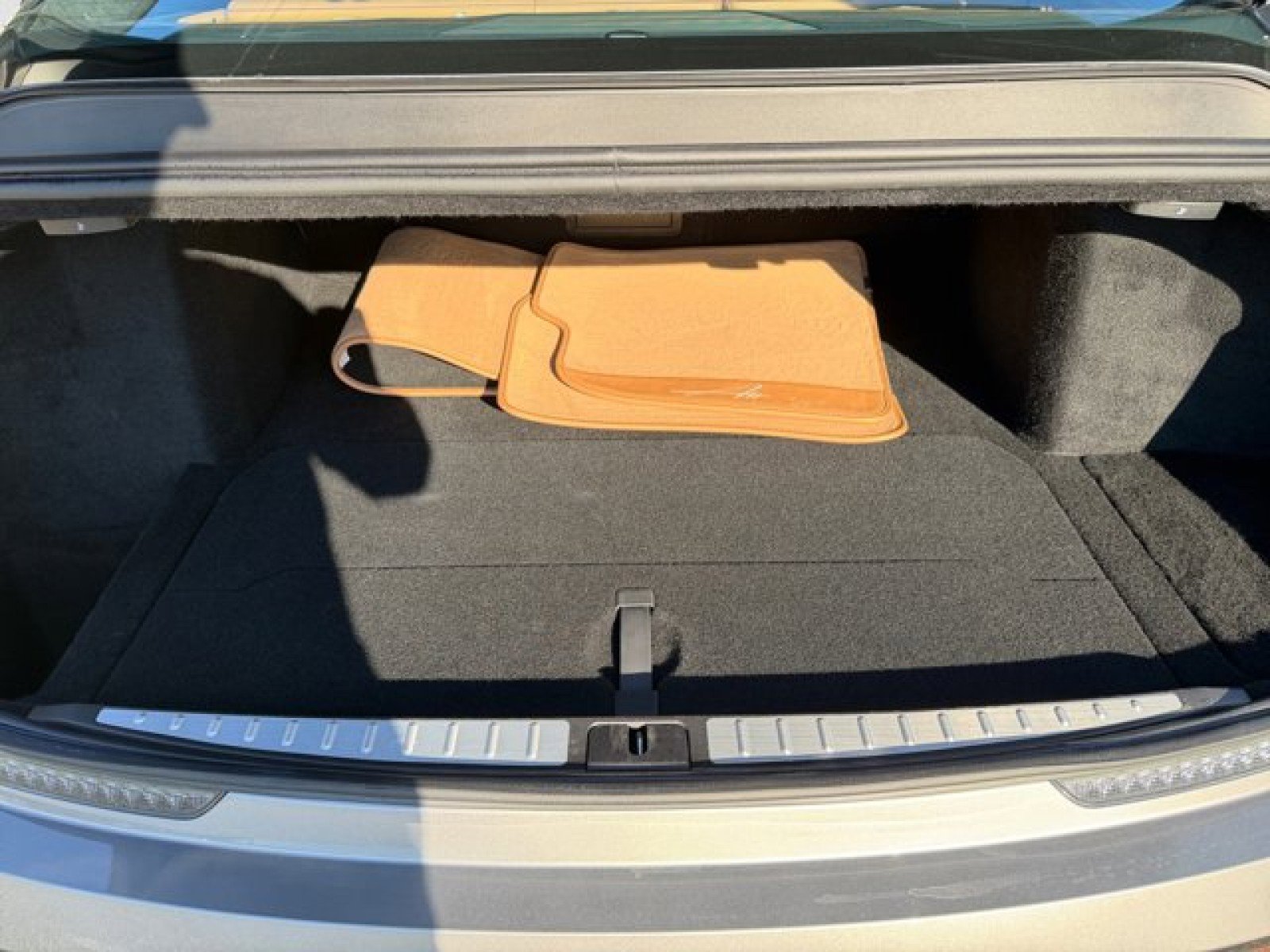 Used 2024 Lucid Air Touring image 19