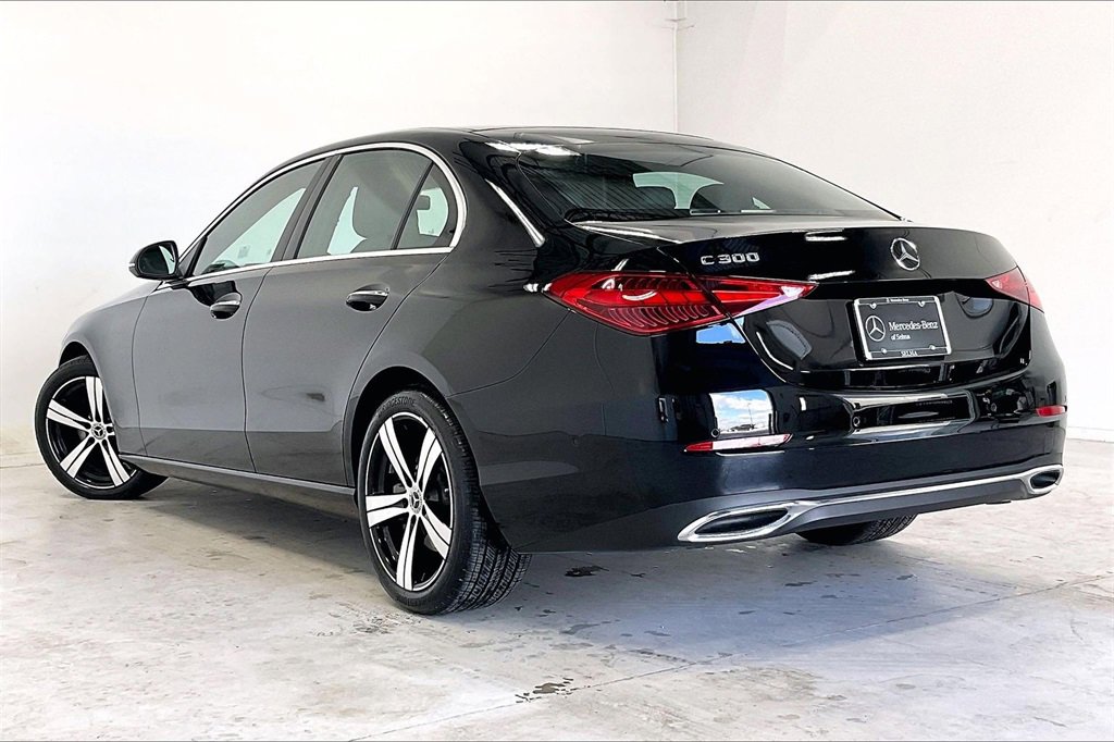 Used 2025 Mercedes-Benz C 300 Sedan image 11