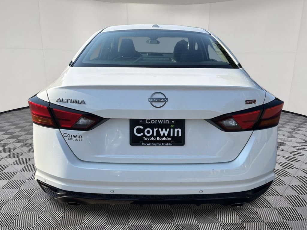 Used 2024 Nissan Altima 2.5 SR FWD image 6