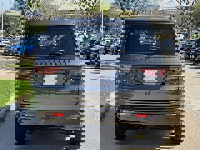 Used 2023 Jeep Wagoneer Series II image 4