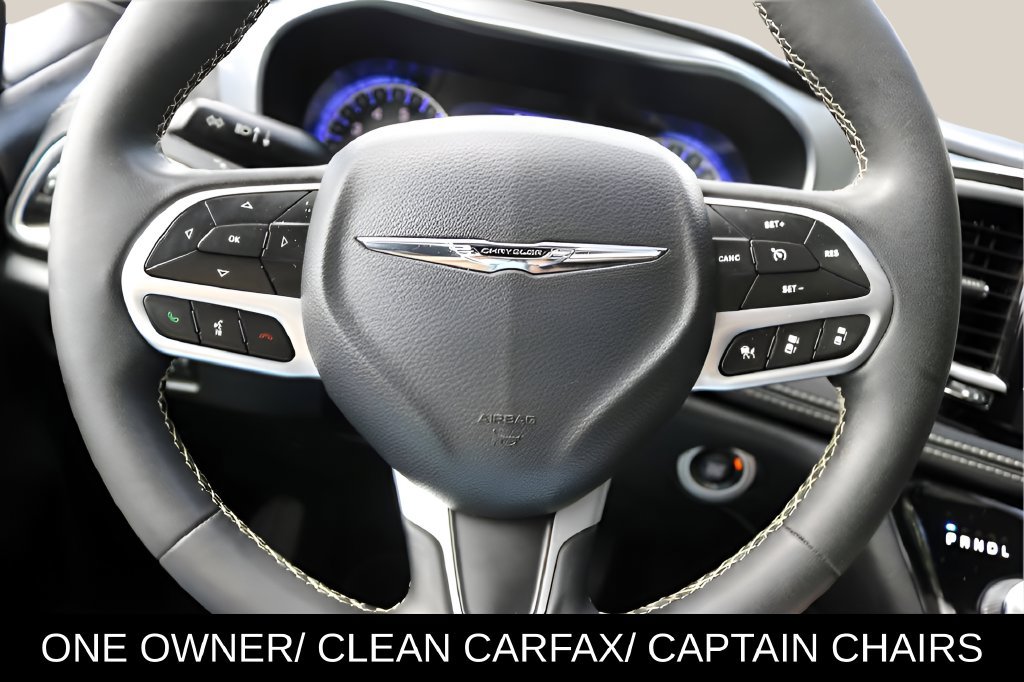 Used 2026 Chrysler Pacifica Limited FWD image 20