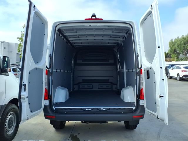 New 2026 Mercedes-Benz Sprinter 2500 image 21