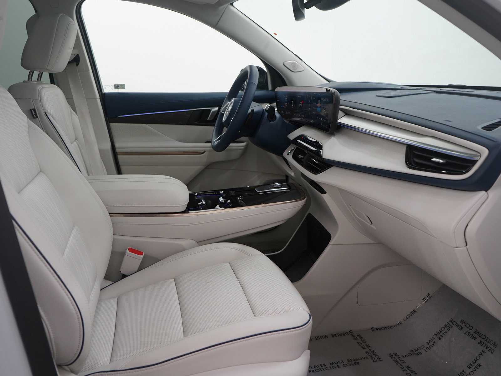 Used 2025 Buick Enclave Avenir image 15